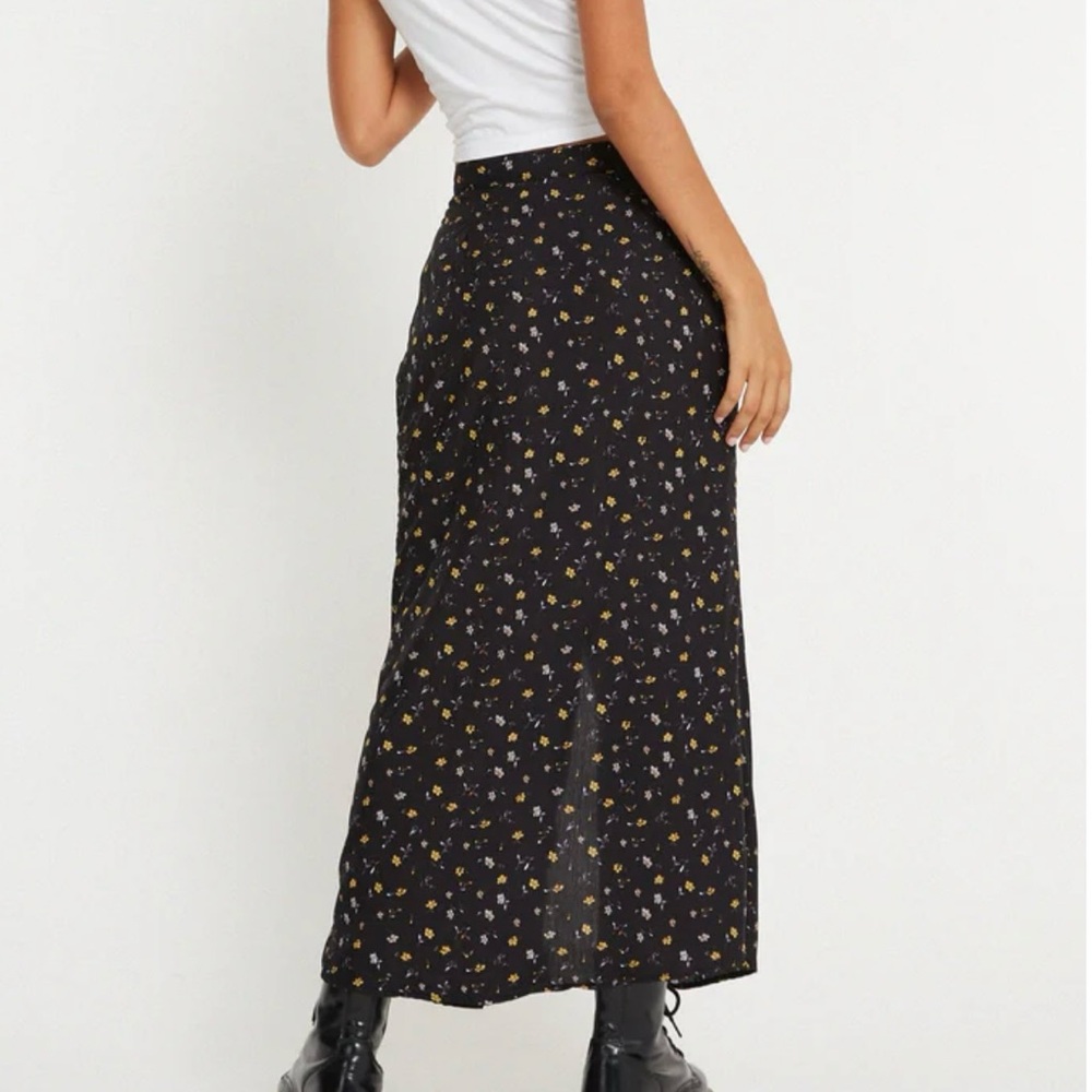 Motel Rocks Rima Maxi Skirt - Picture 2 of 5